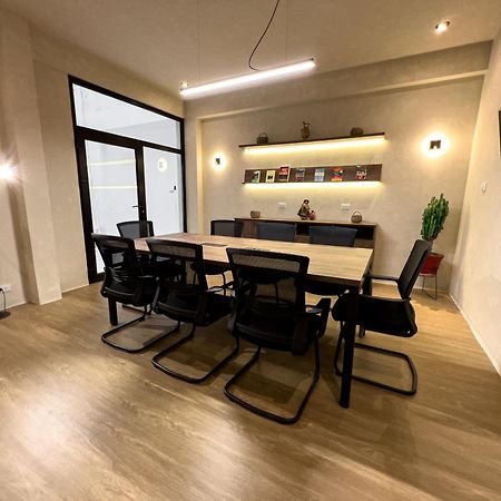 אנדהוואיילאס La Mansion Casa Hotel מראה חיצוני תמונה
