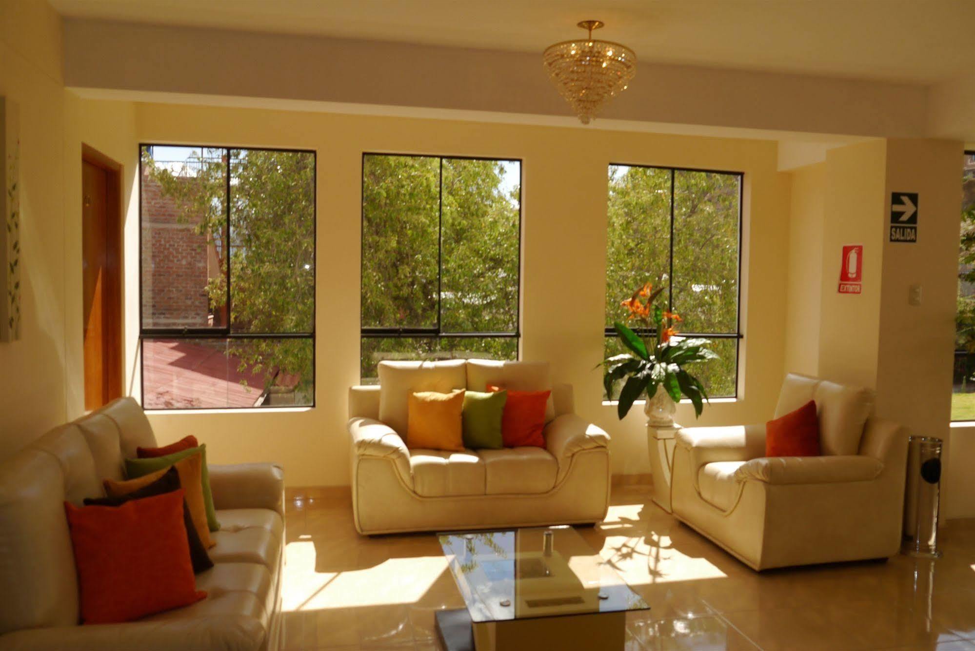 אנדהוואיילאס La Mansion Casa Hotel מראה חיצוני תמונה